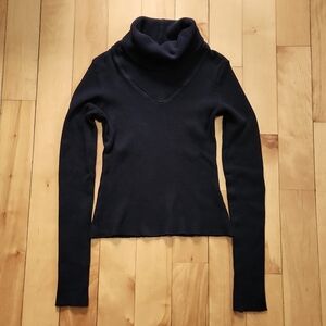 Women's Black Long Sleeve Turtleneck Top